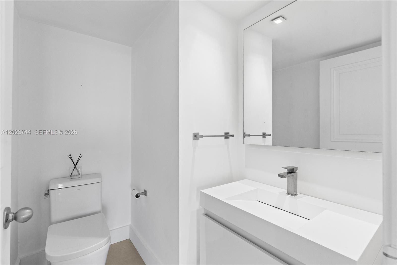 1541 Brickell Avenue C1607 Property Photo 18