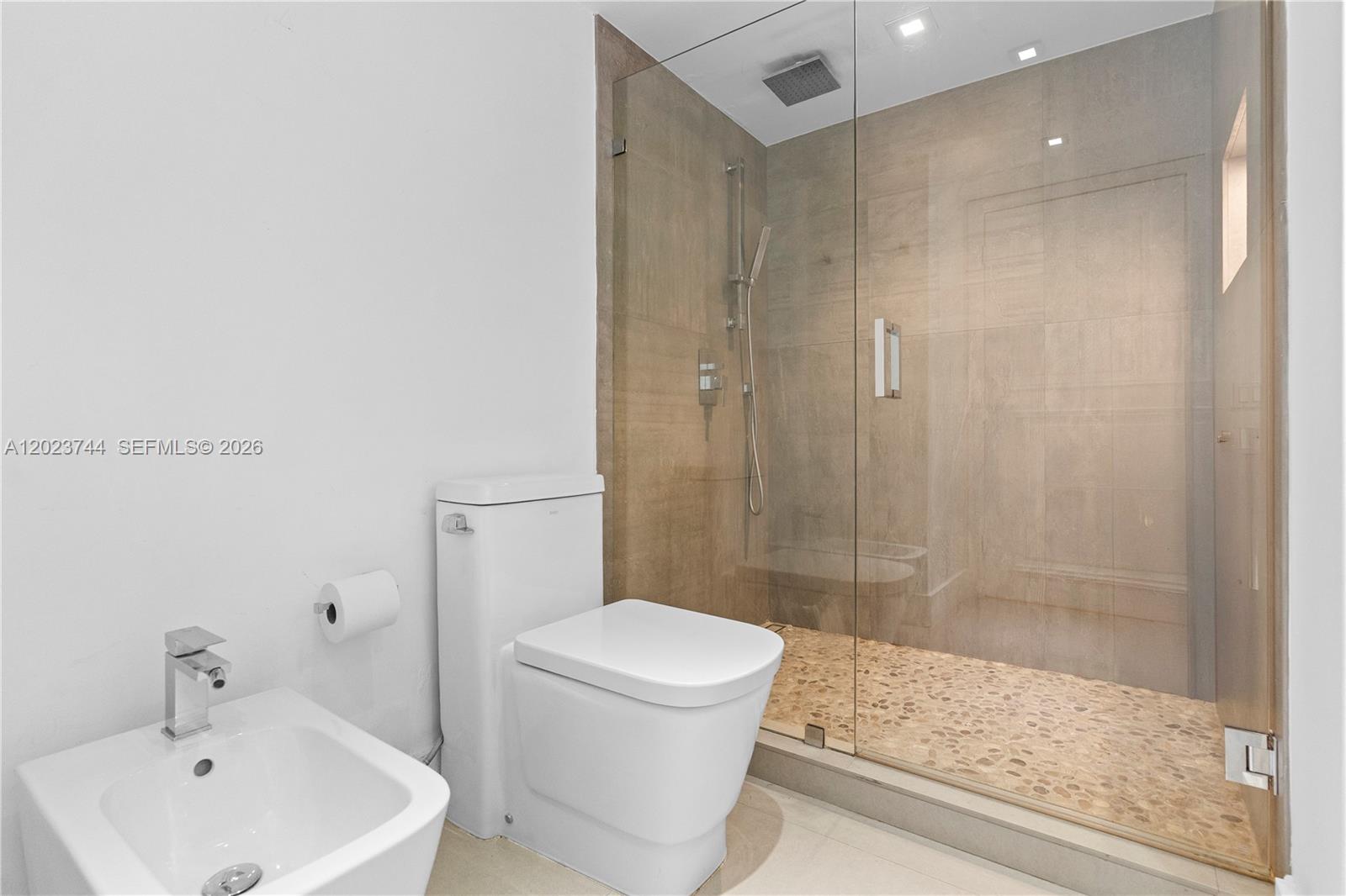 1541 Brickell Avenue C1607 Property Photo 31