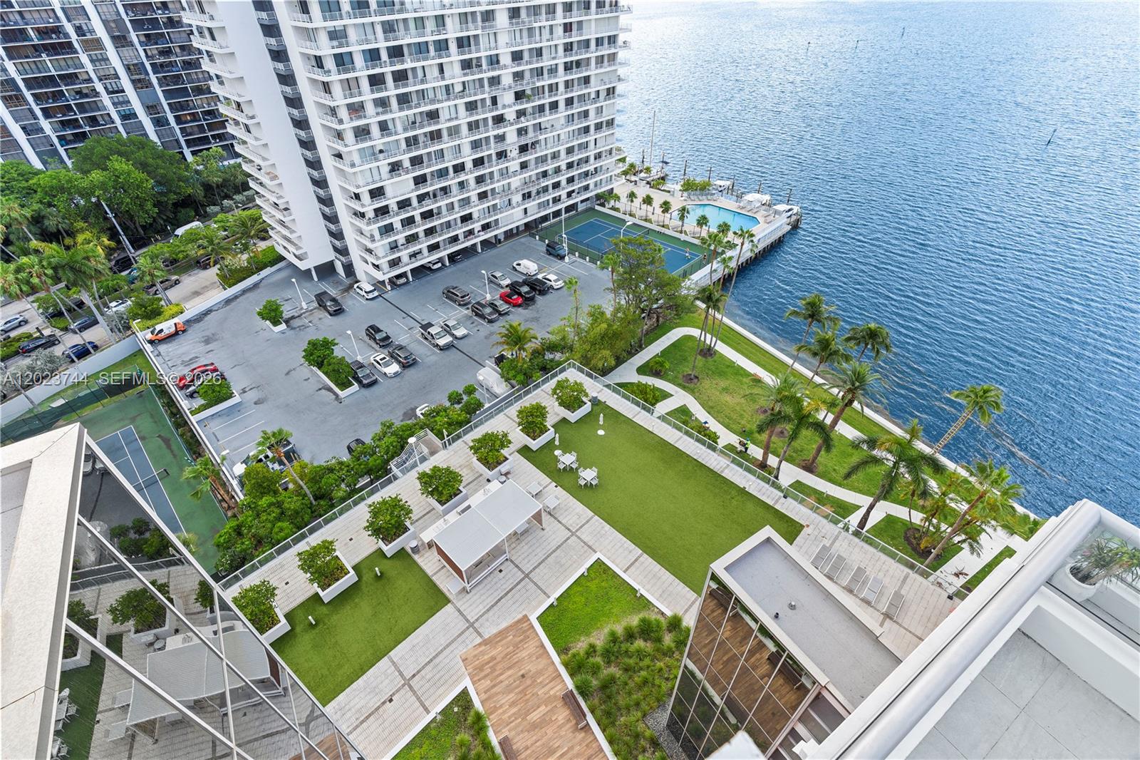 1541 Brickell Avenue C1607 Property Photo 35