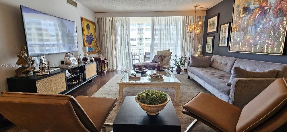 18061 Biscayne Boulevard 901 Property Photo 5