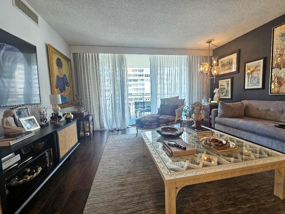 18061 Biscayne Boulevard 901 Property Photo 7
