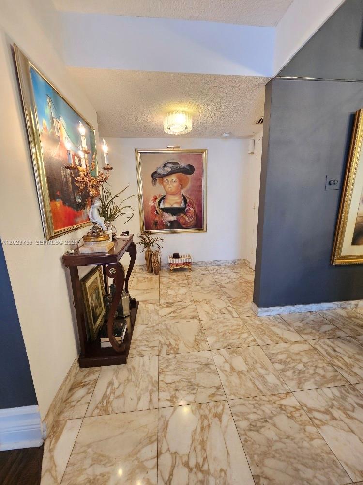 18061 Biscayne Boulevard 901 Property Photo 9