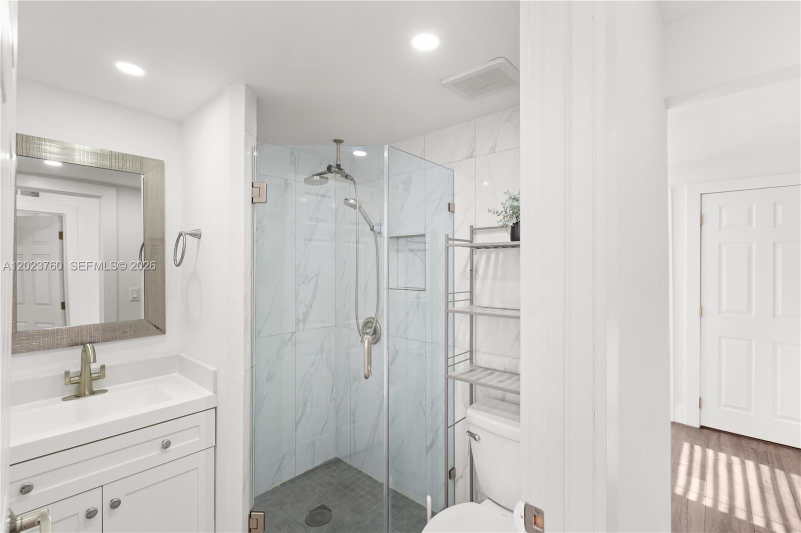 900 Tangier Street Property Photo 28