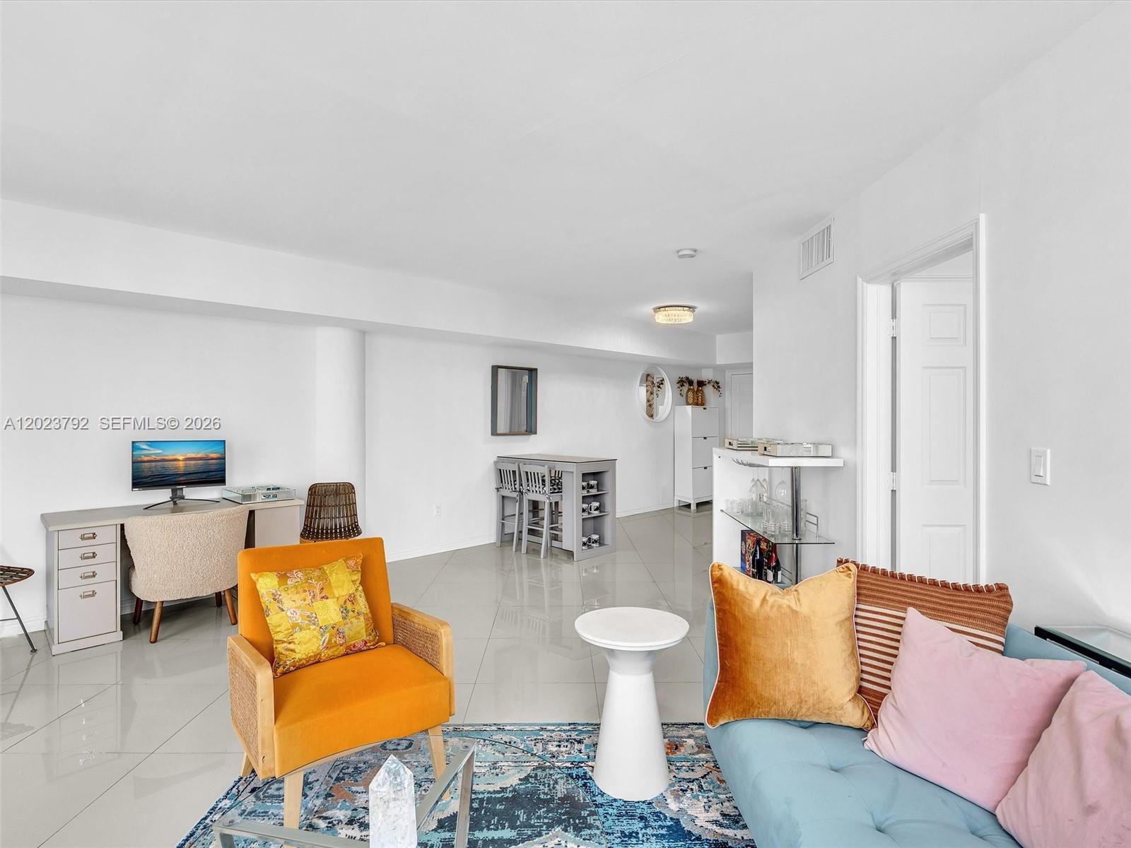 825 Brickell Bay Drive 2048 Property Photo 15