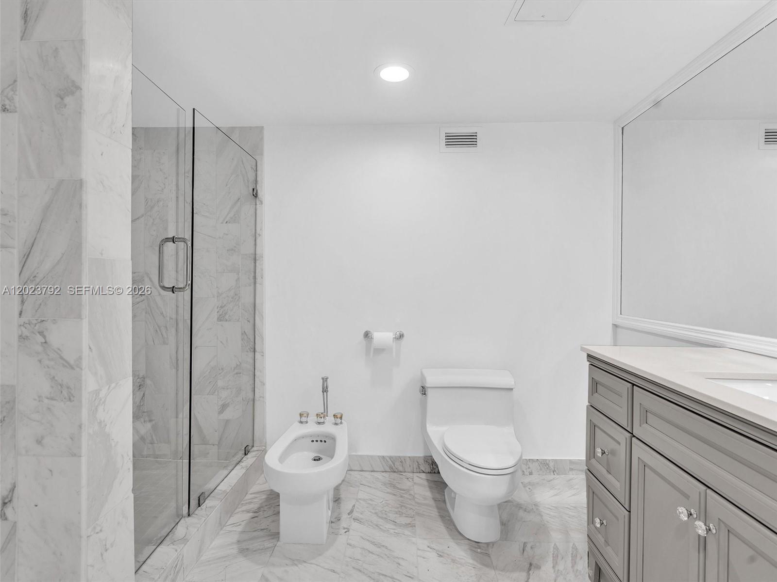 825 Brickell Bay Drive 2048 Property Photo 26