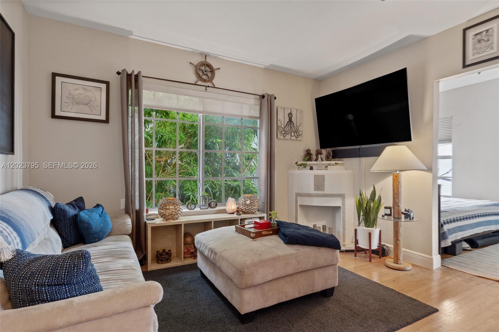 936 Pennsylvania Avenue 205 Property Photo 2