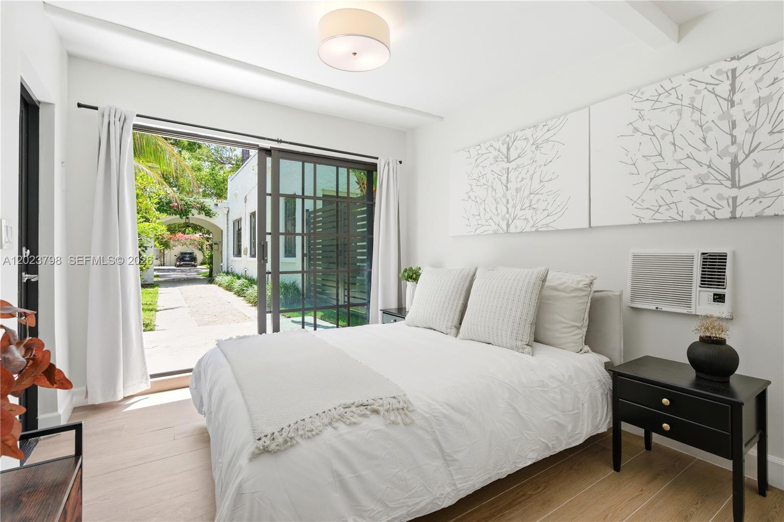 1220 Cordova Street Property Photo 14