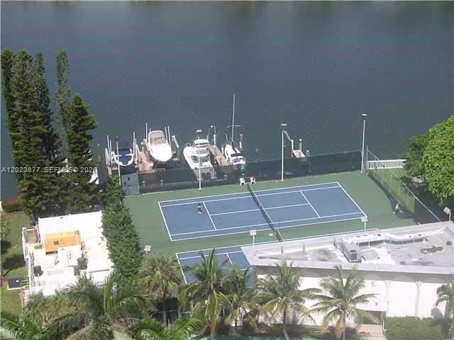 5401 Collins Avenue 339 Property Photo 28