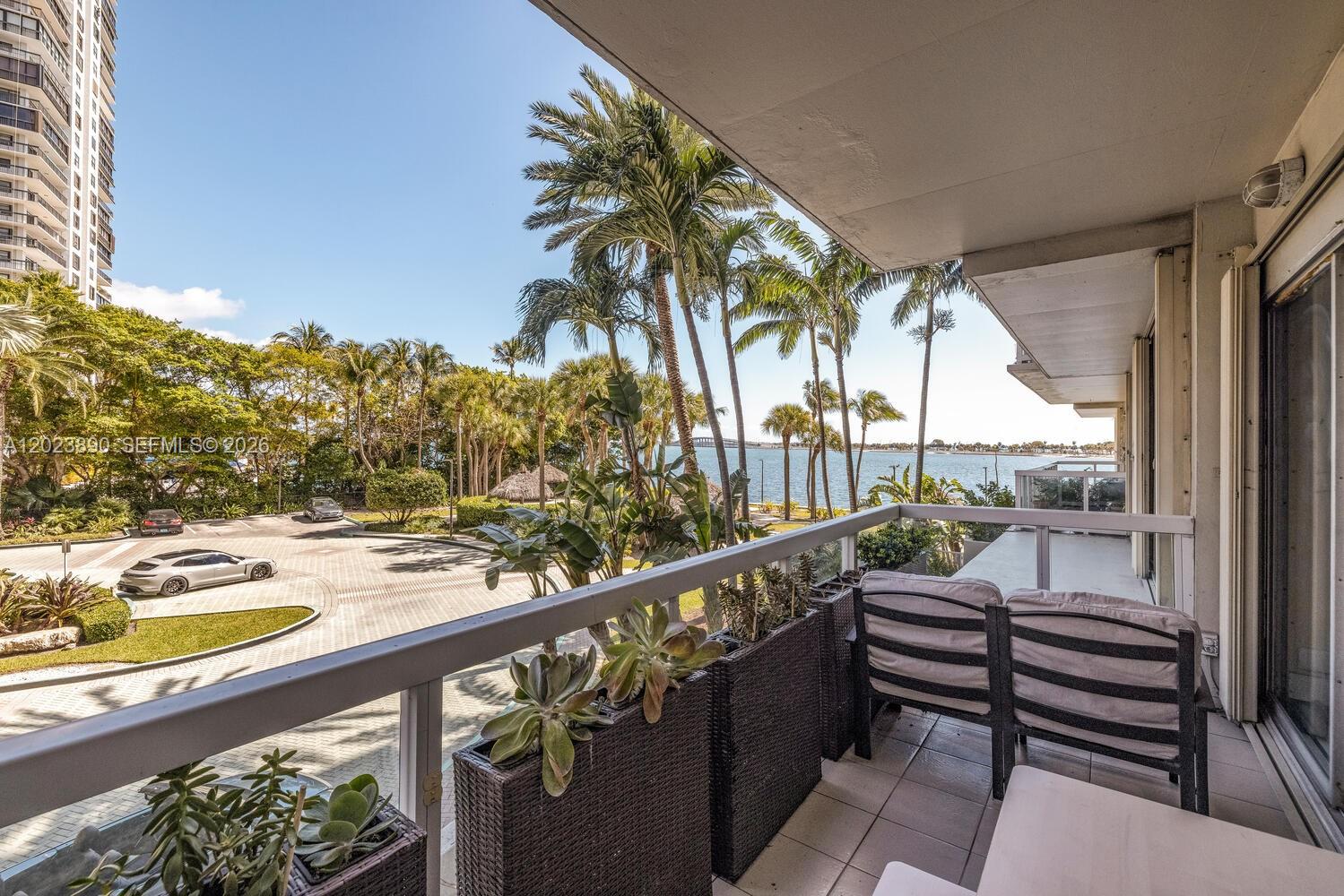 2451 Brickell Avenue 2e Property Photo 3
