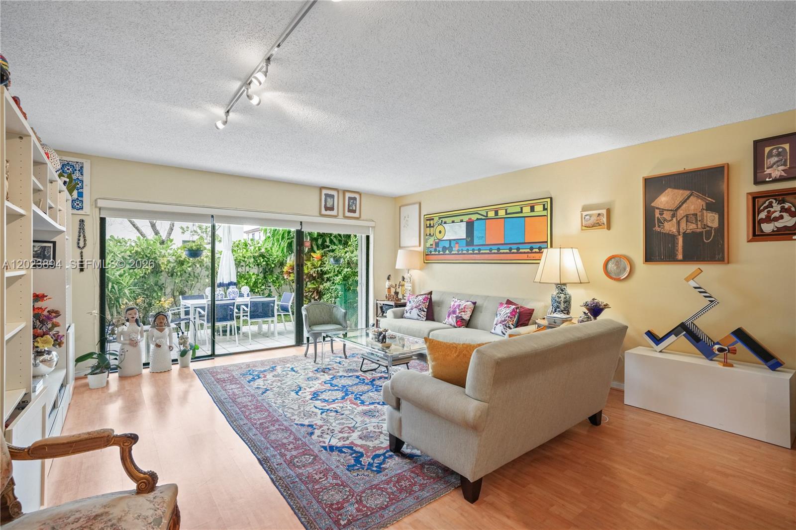 21300 San Simeon Way N5 Property Photo 1