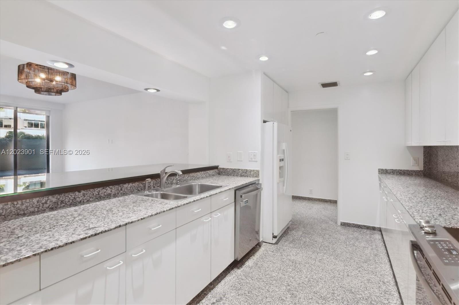 151 Crandon Boulevard 120 Property Photo 6