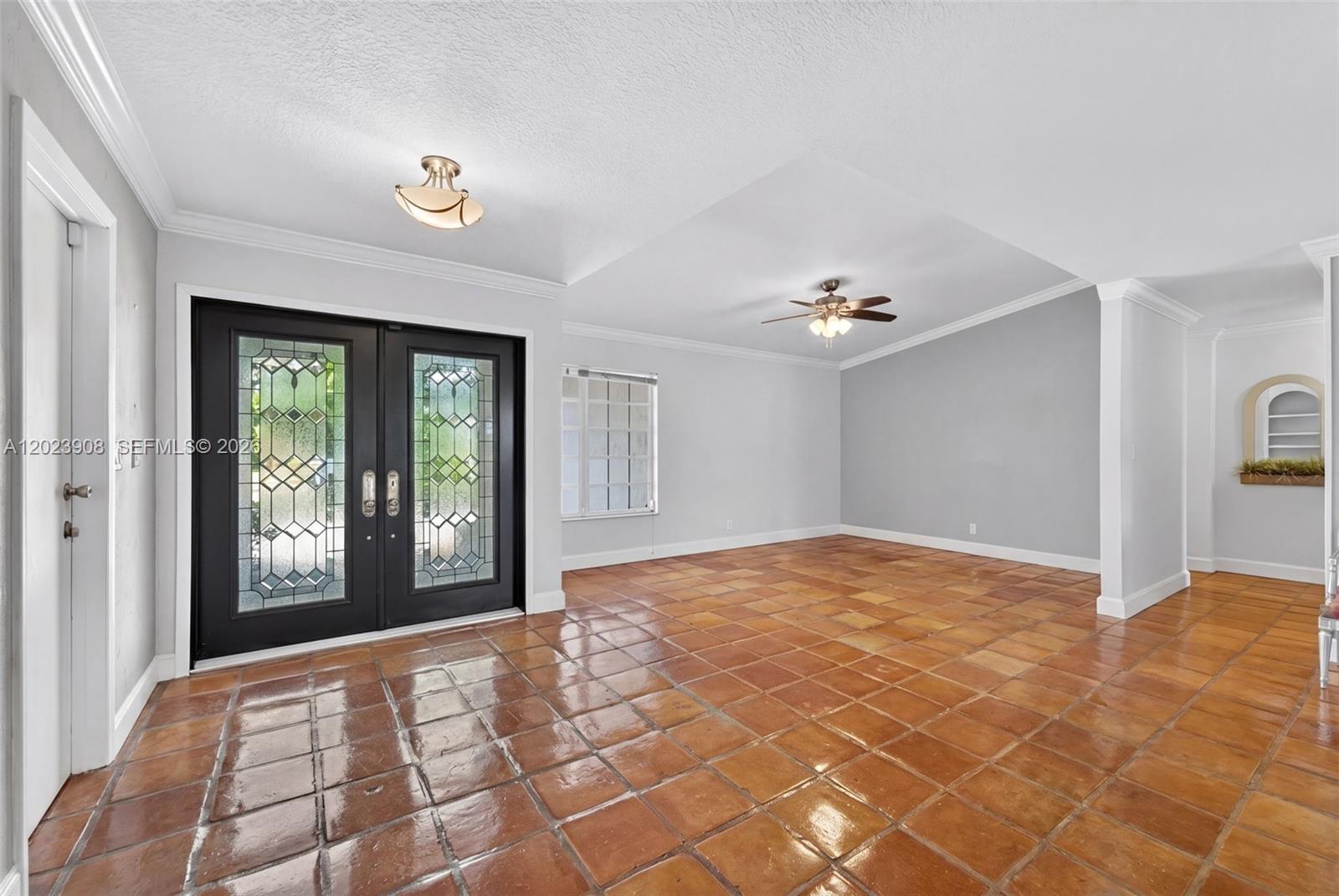 14001 Sw 108th Street Property Photo 4