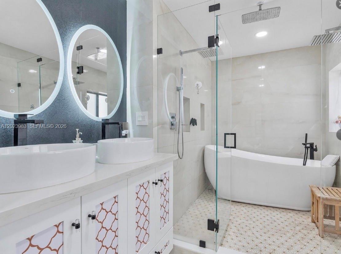 A12023983 Property Photo 10
