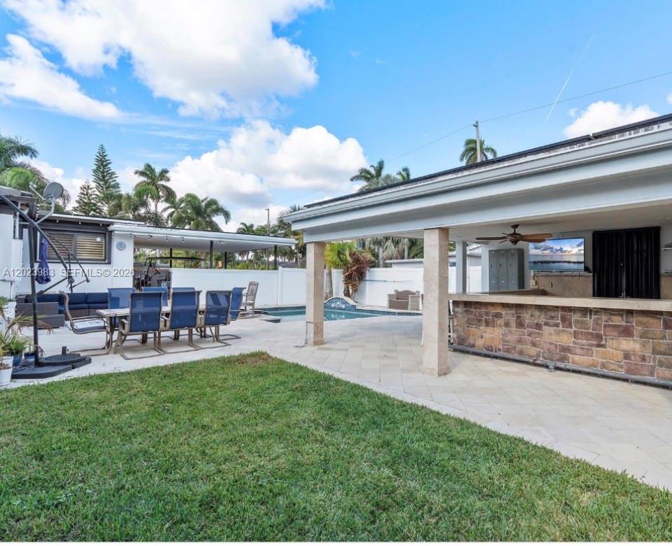 A12023983 Property Photo 20
