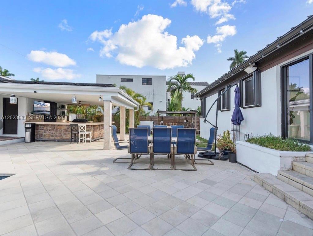 A12023983 Property Photo 23