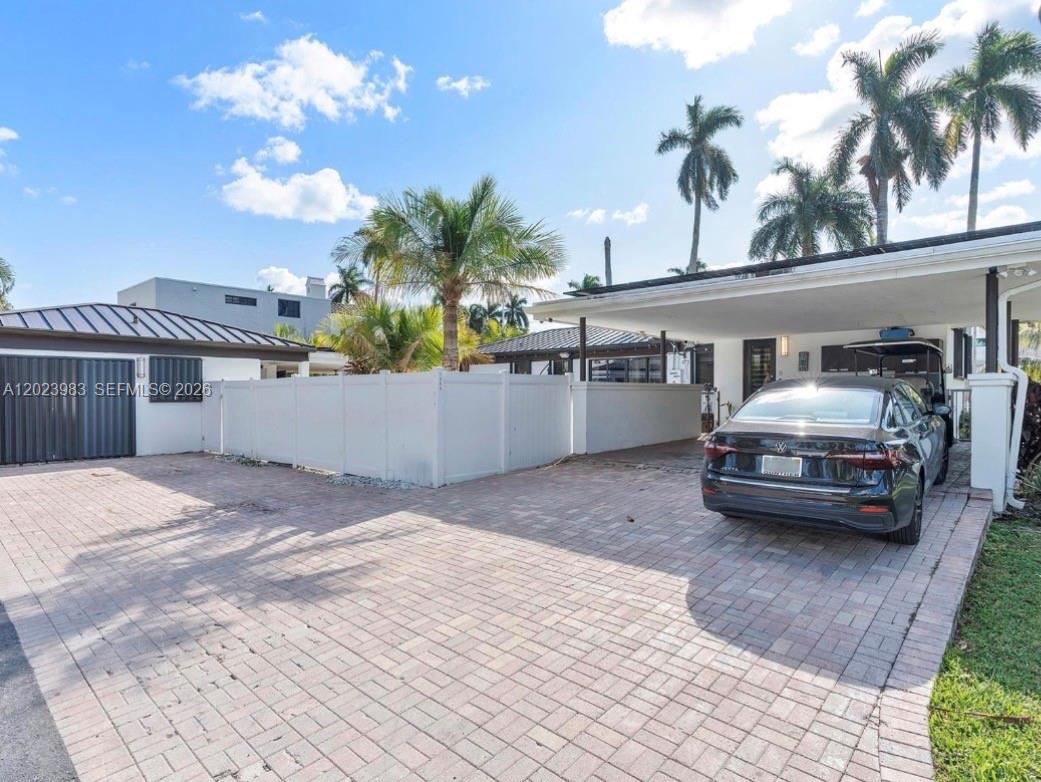 A12023983 Property Photo 25
