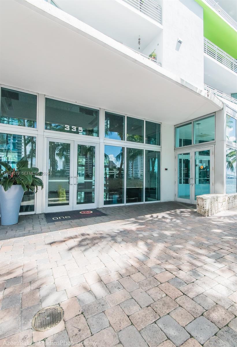 335 S Biscayne Boulevard 802 Property Photo 43