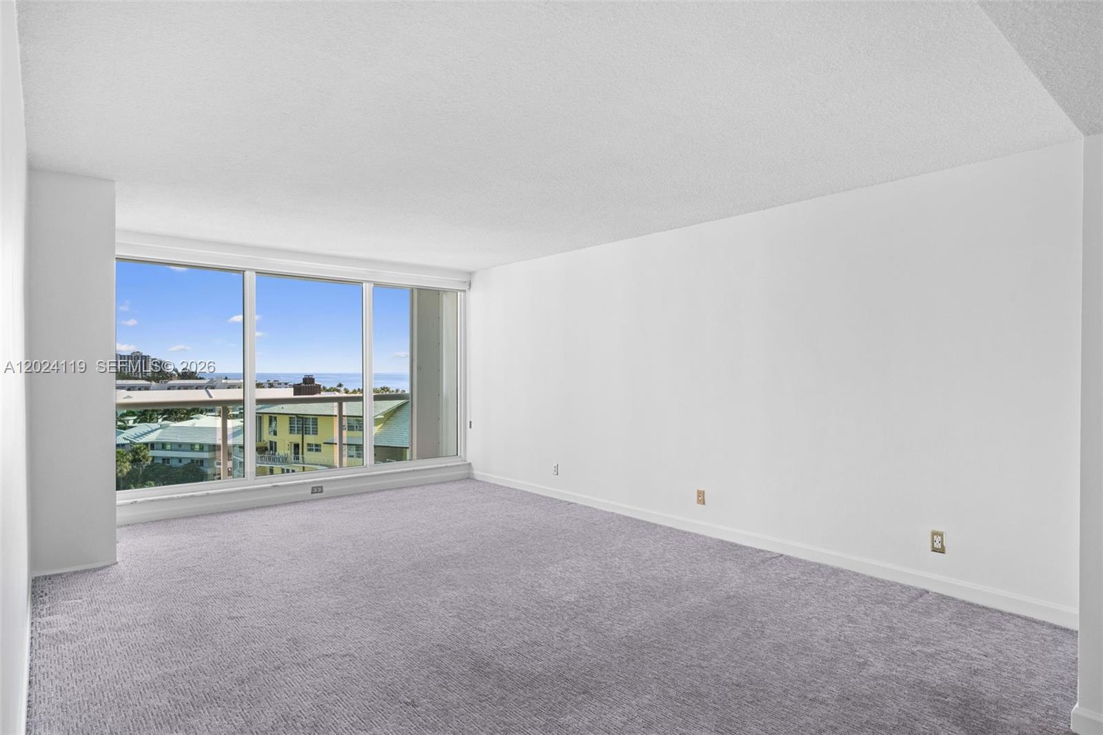 2100 S Ocean Lane 701 Property Photo 15