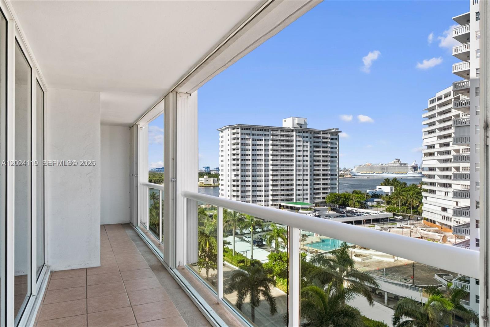 2100 S Ocean Lane 701 Property Photo 42