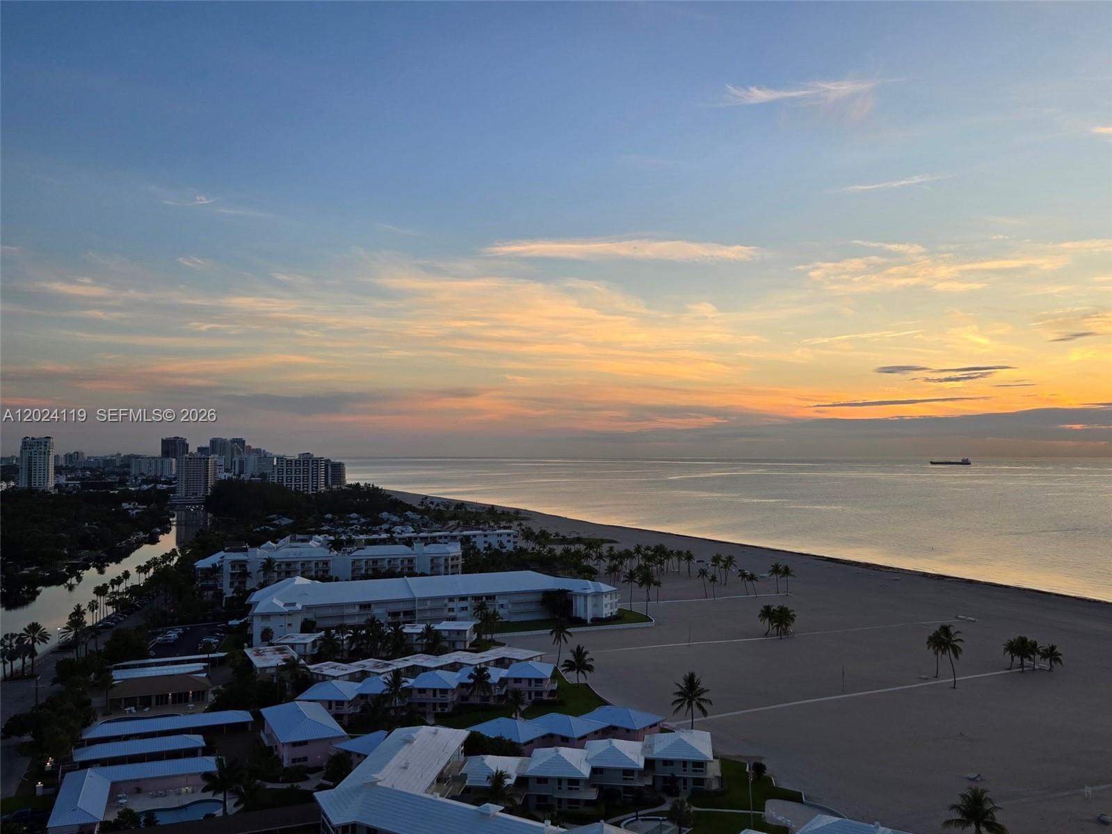 2100 S Ocean Lane 701 Property Photo 81