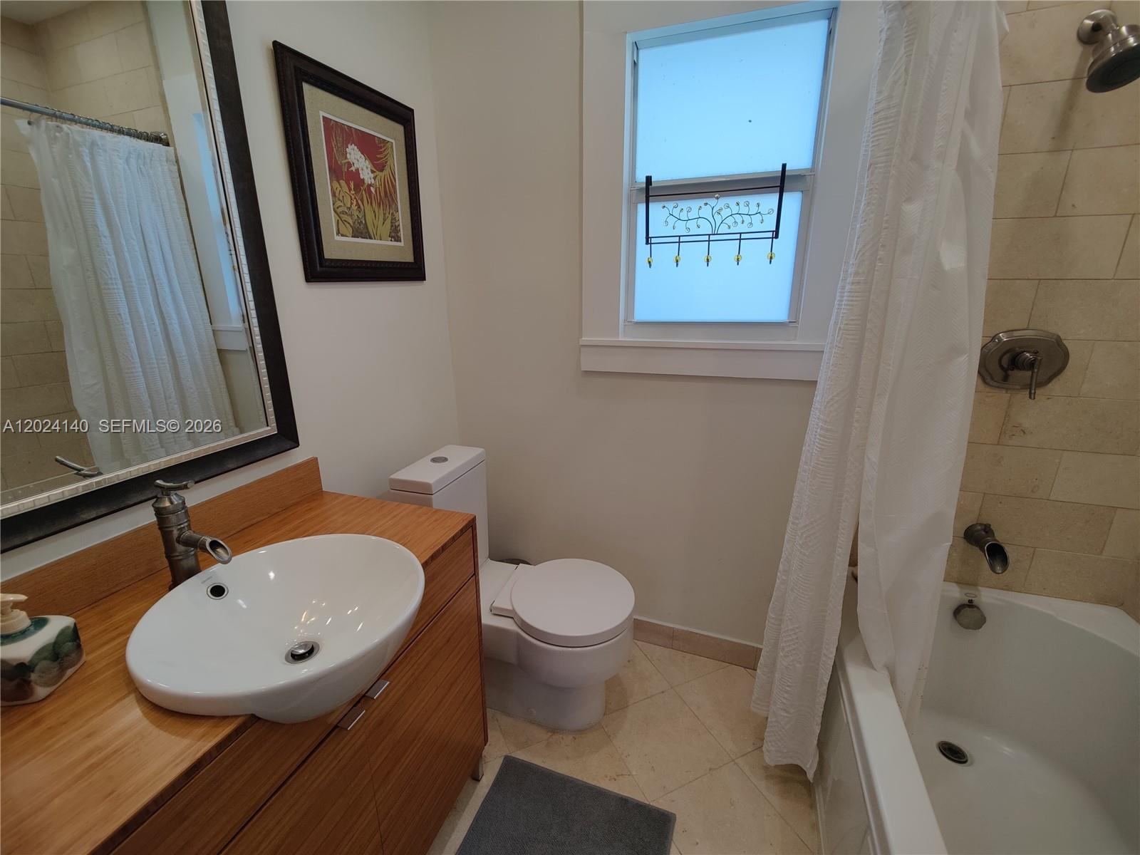 1823 S Bayshore Lane 0 Property Photo 23