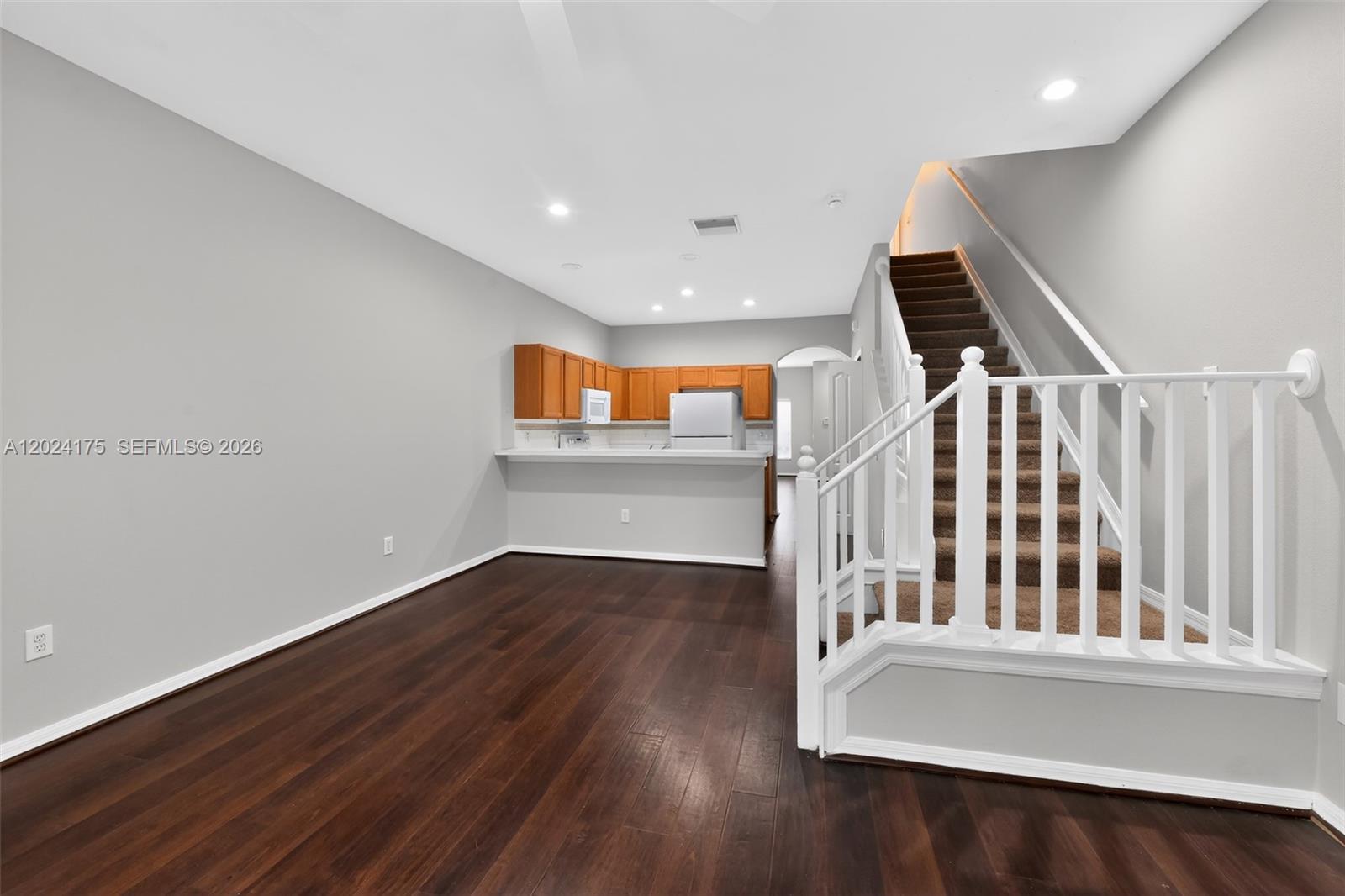 12966 Kings Crossing Drive Property Photo 13