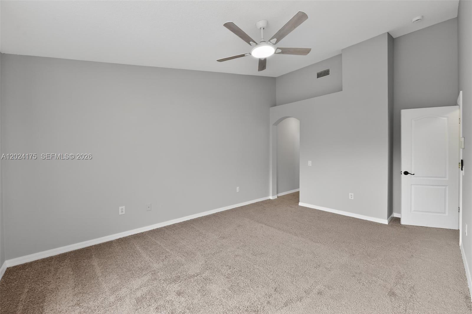 12966 Kings Crossing Drive Property Photo 22