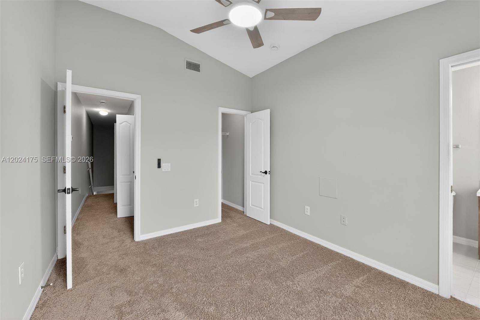 12966 Kings Crossing Drive Property Photo 24