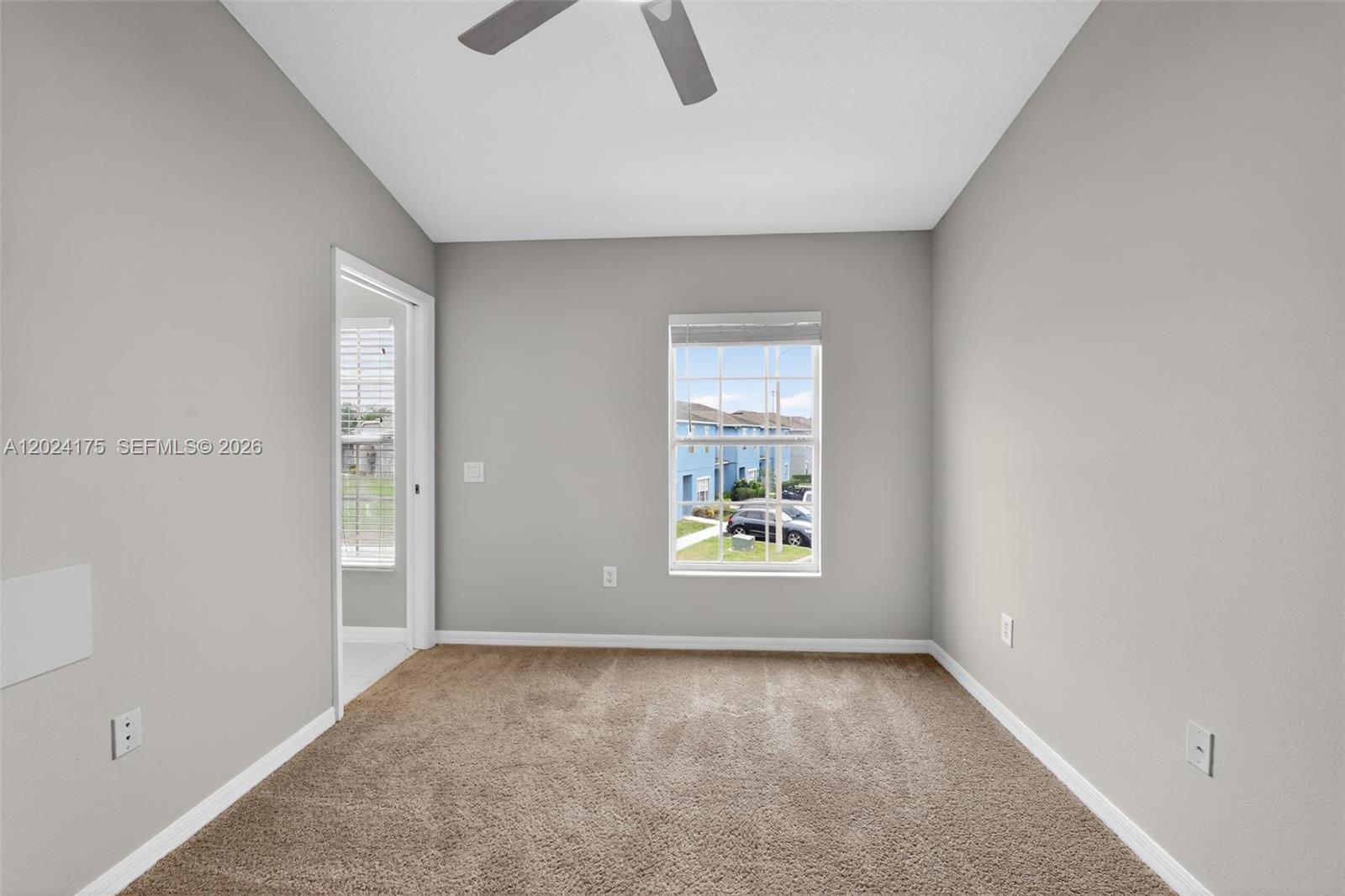 12966 Kings Crossing Drive Property Photo 25