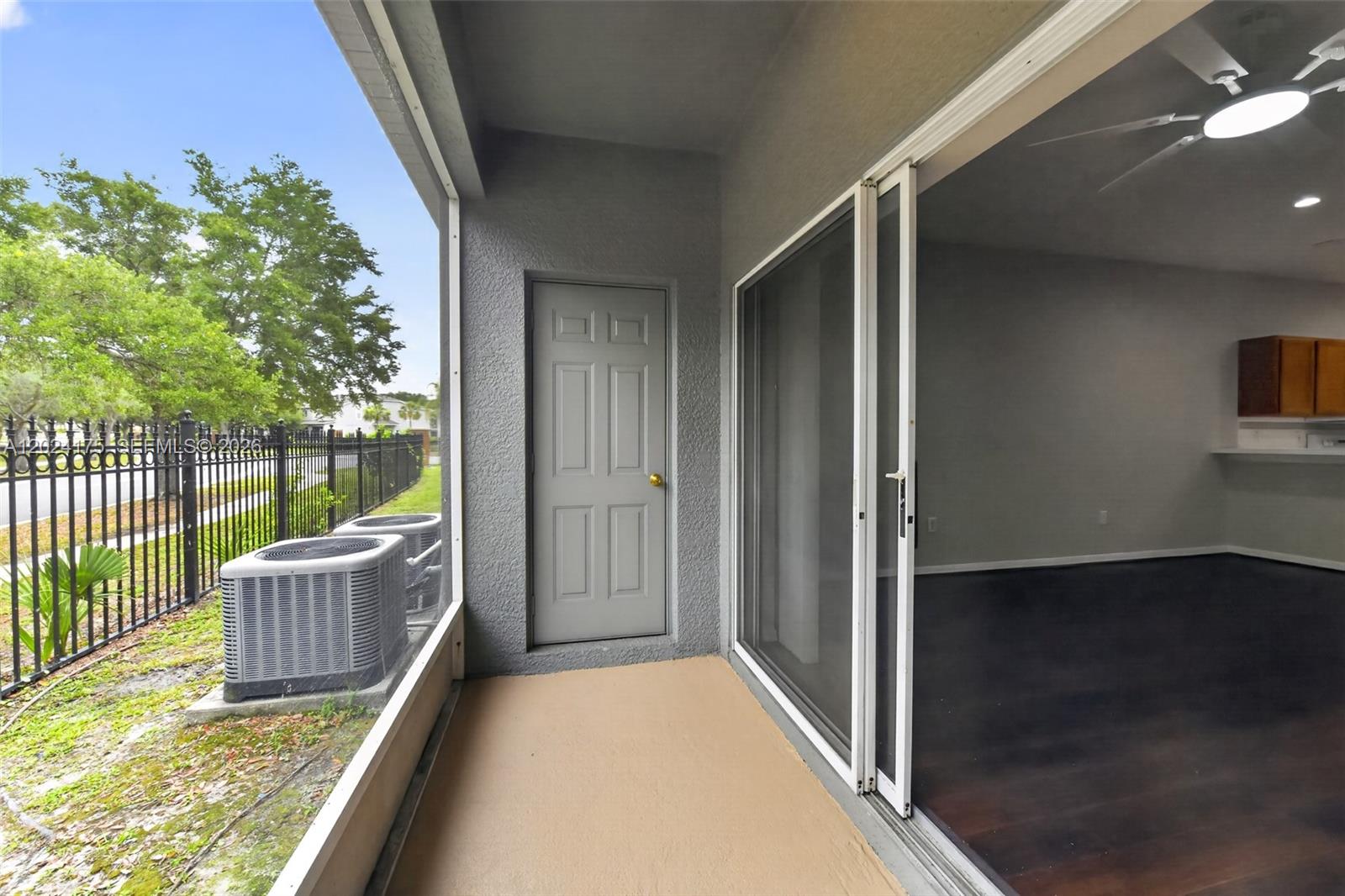 12966 Kings Crossing Drive Property Photo 32