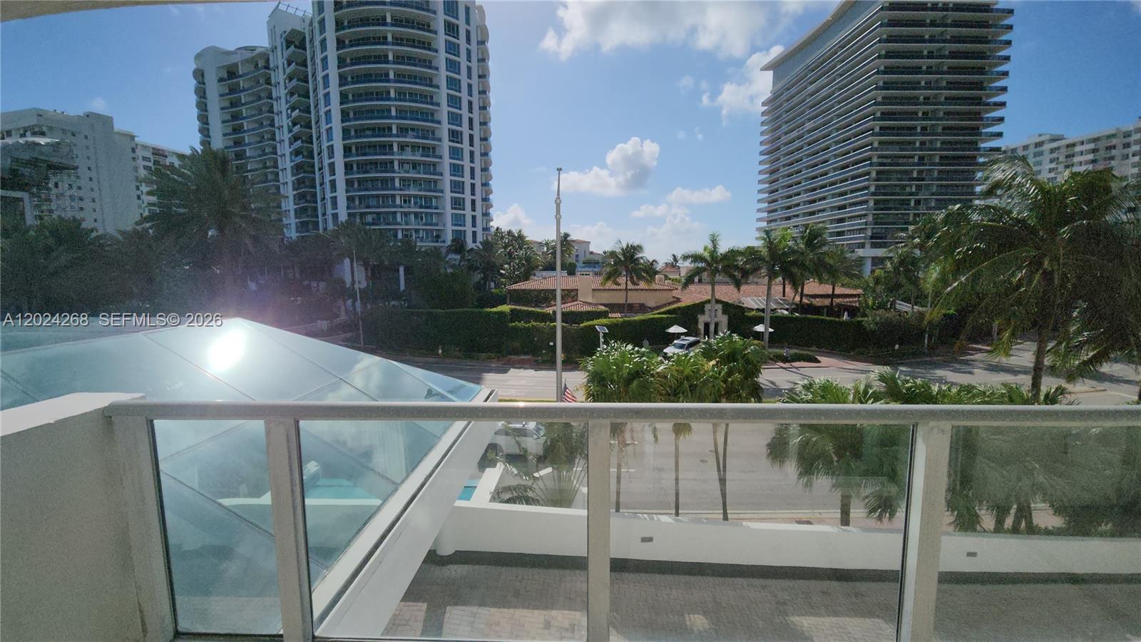 5900 Collins Avenue 404 Property Photo 2