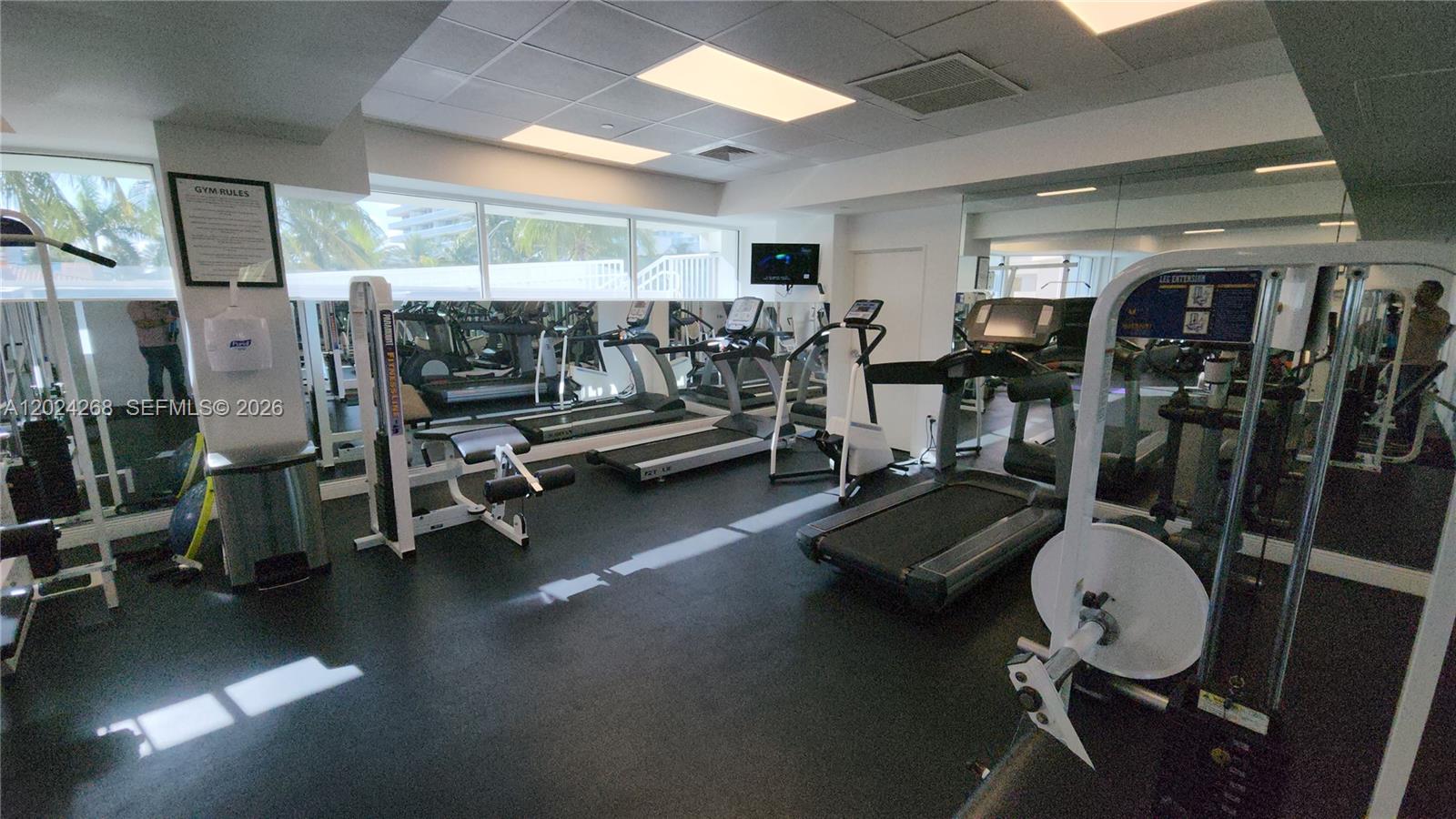 5900 Collins Avenue 404 Property Photo 41