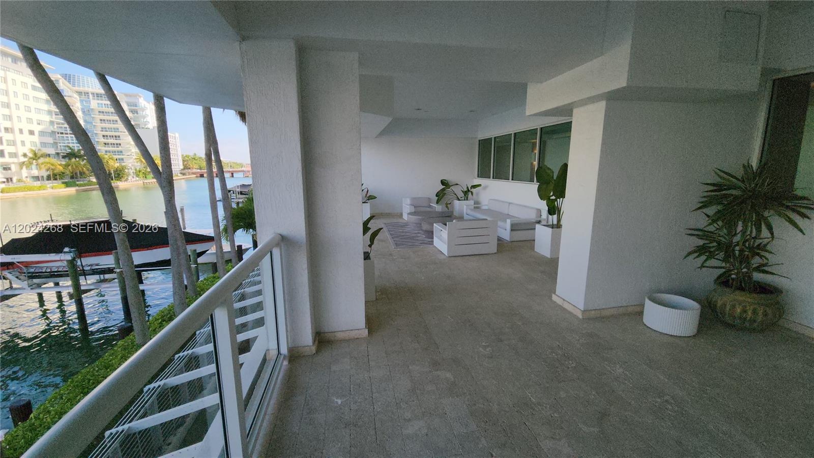 5900 Collins Avenue 404 Property Photo 54