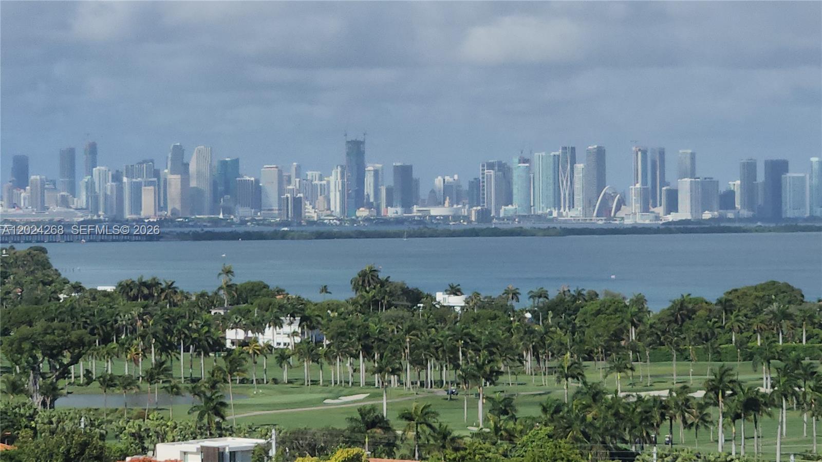 5900 Collins Avenue 404 Property Photo 59