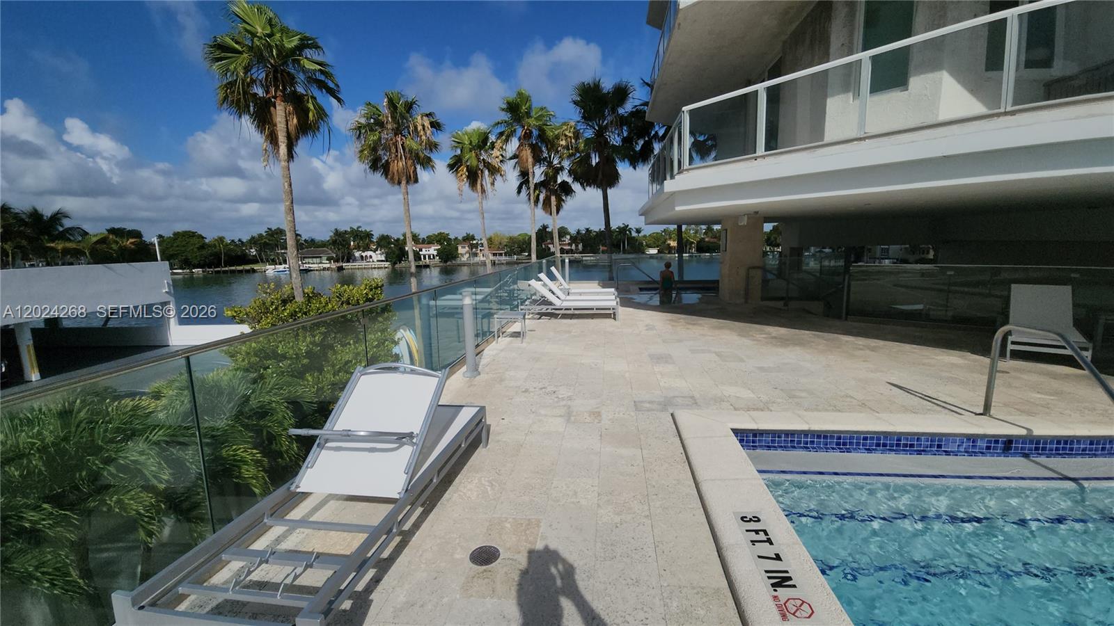 5900 Collins Avenue 404 Property Photo 63