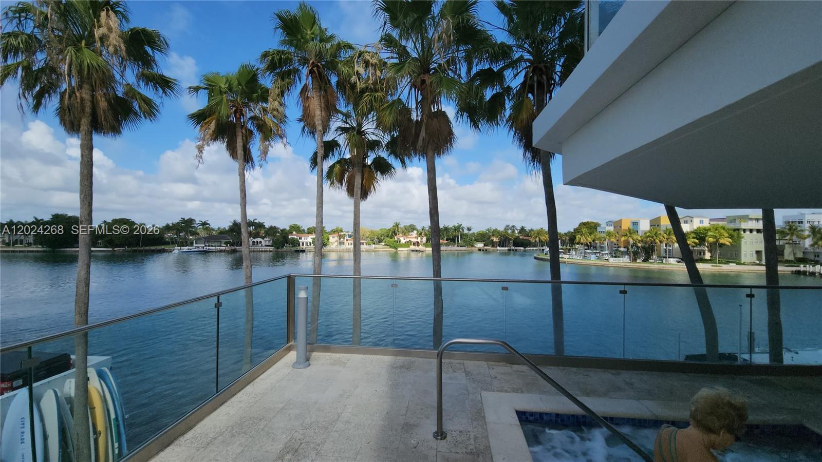 5900 Collins Avenue 404 Property Photo 64