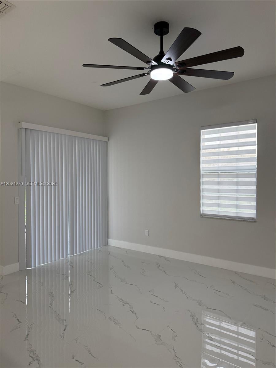9135 Leatherwood Loop Property Photo 6