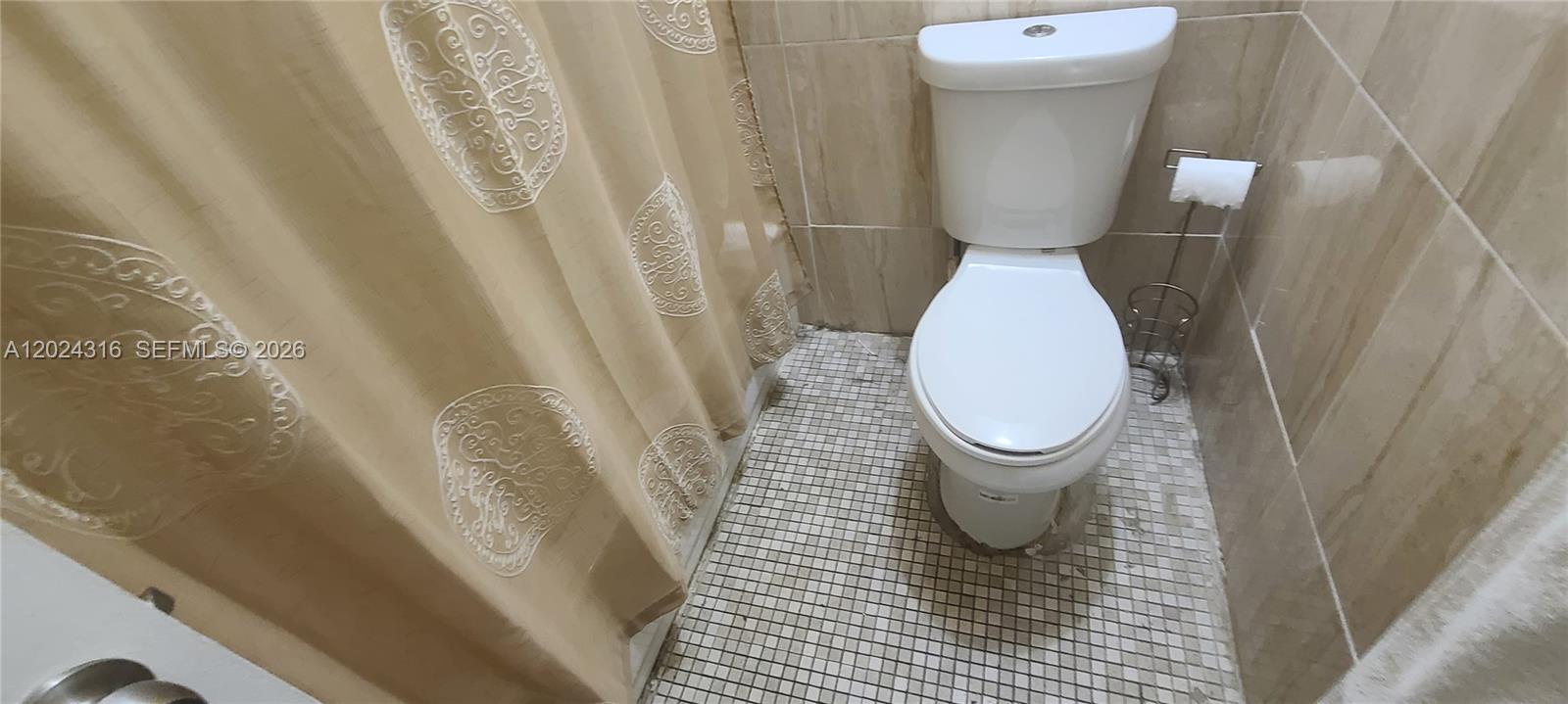 19305 Ne 2nd Avenue 2323 Property Photo 6