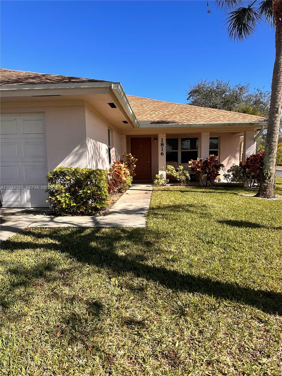 1816 Blue Heron Lane C Property Photo 1