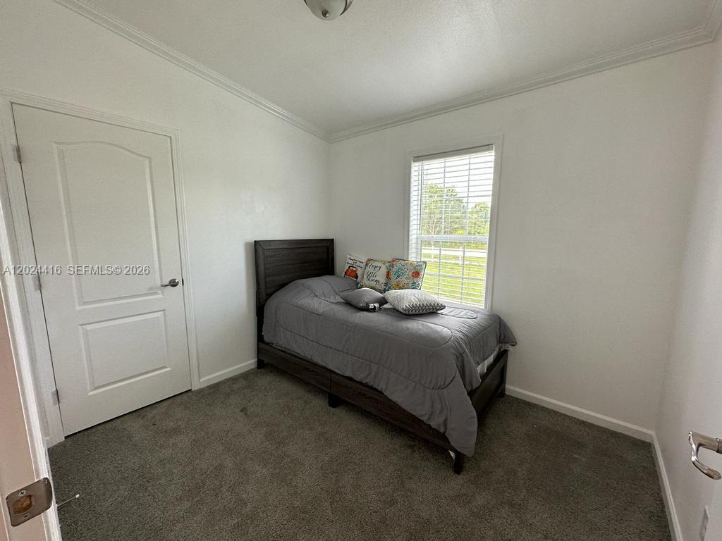725 N Willows Street Property Photo 8