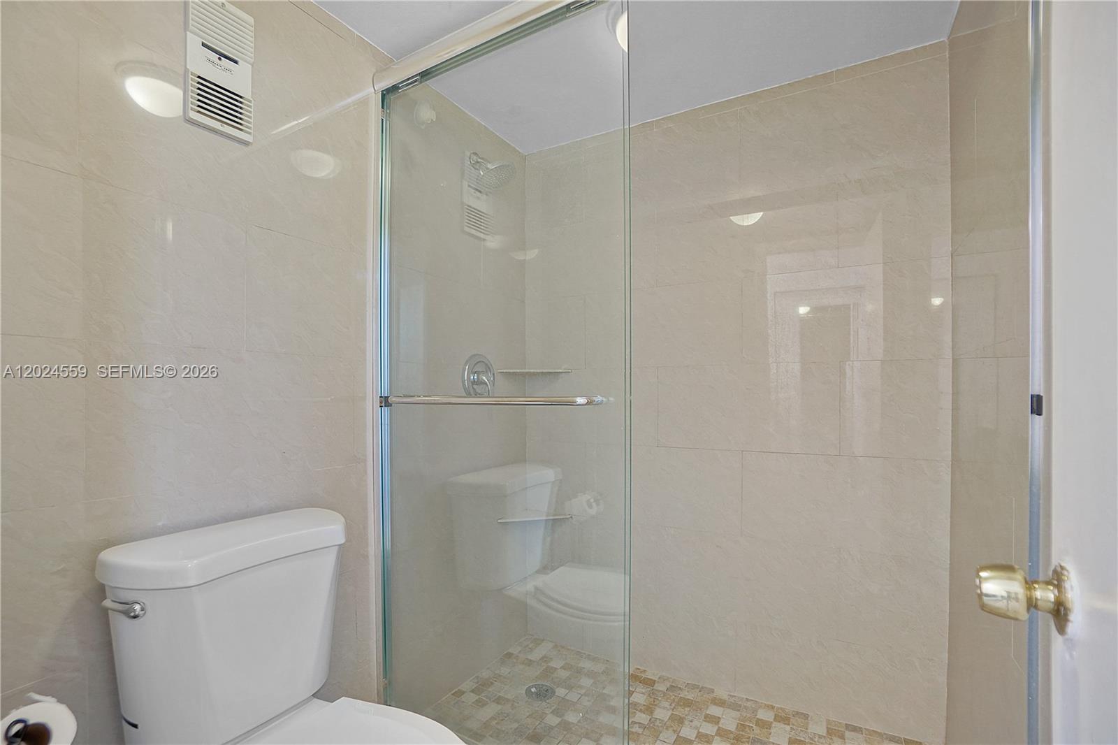 9273 Collins Avenue 309 Property Photo 8