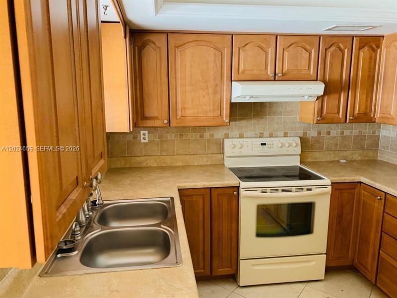 344 Sw 1st Street 9 Property Photo 2