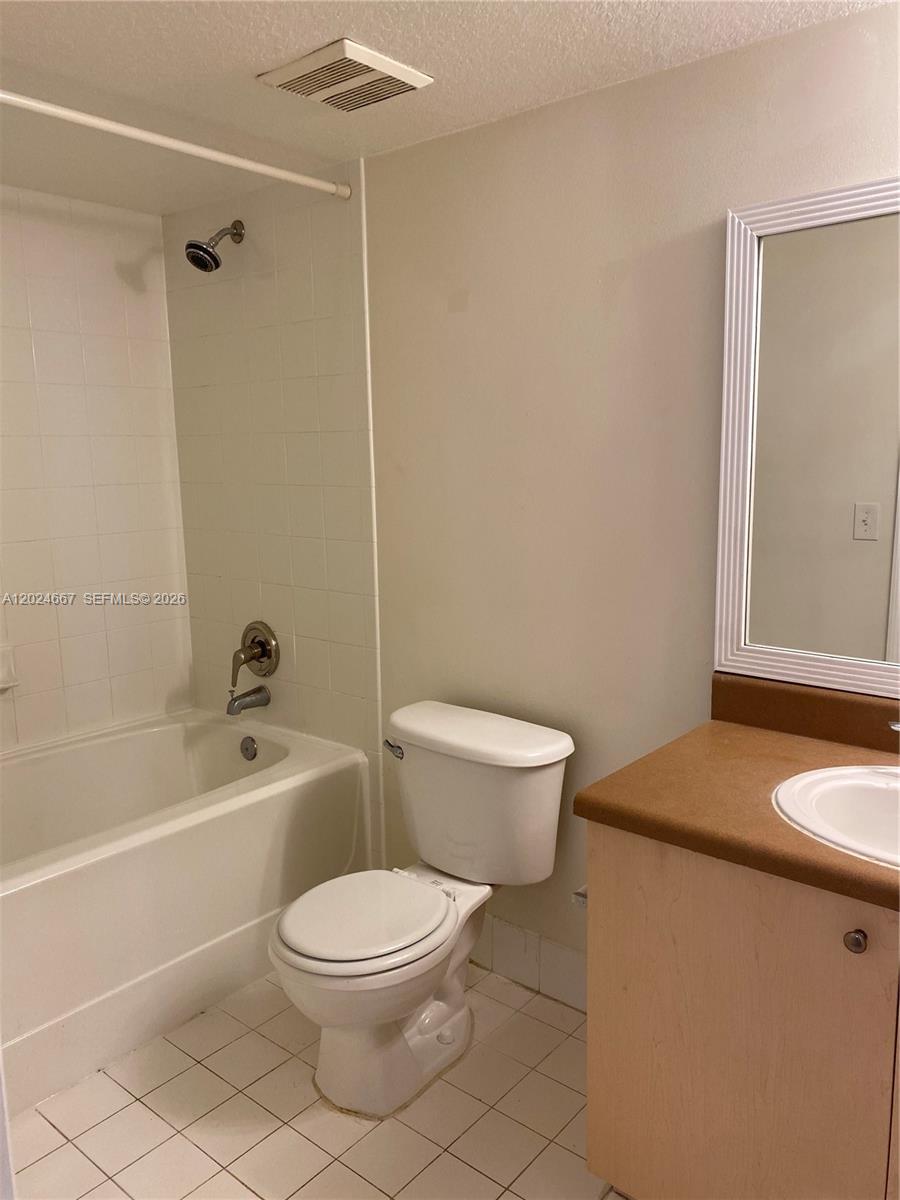 4151 San Marino Boulevard 207 Property Photo 10