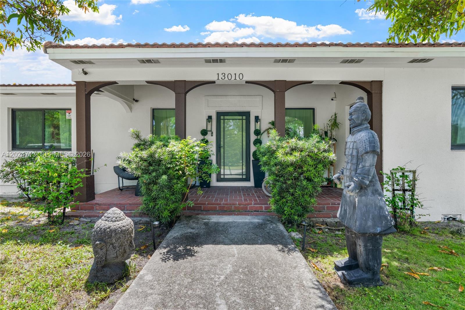 13010 Griffing Boulevard Property Photo 3