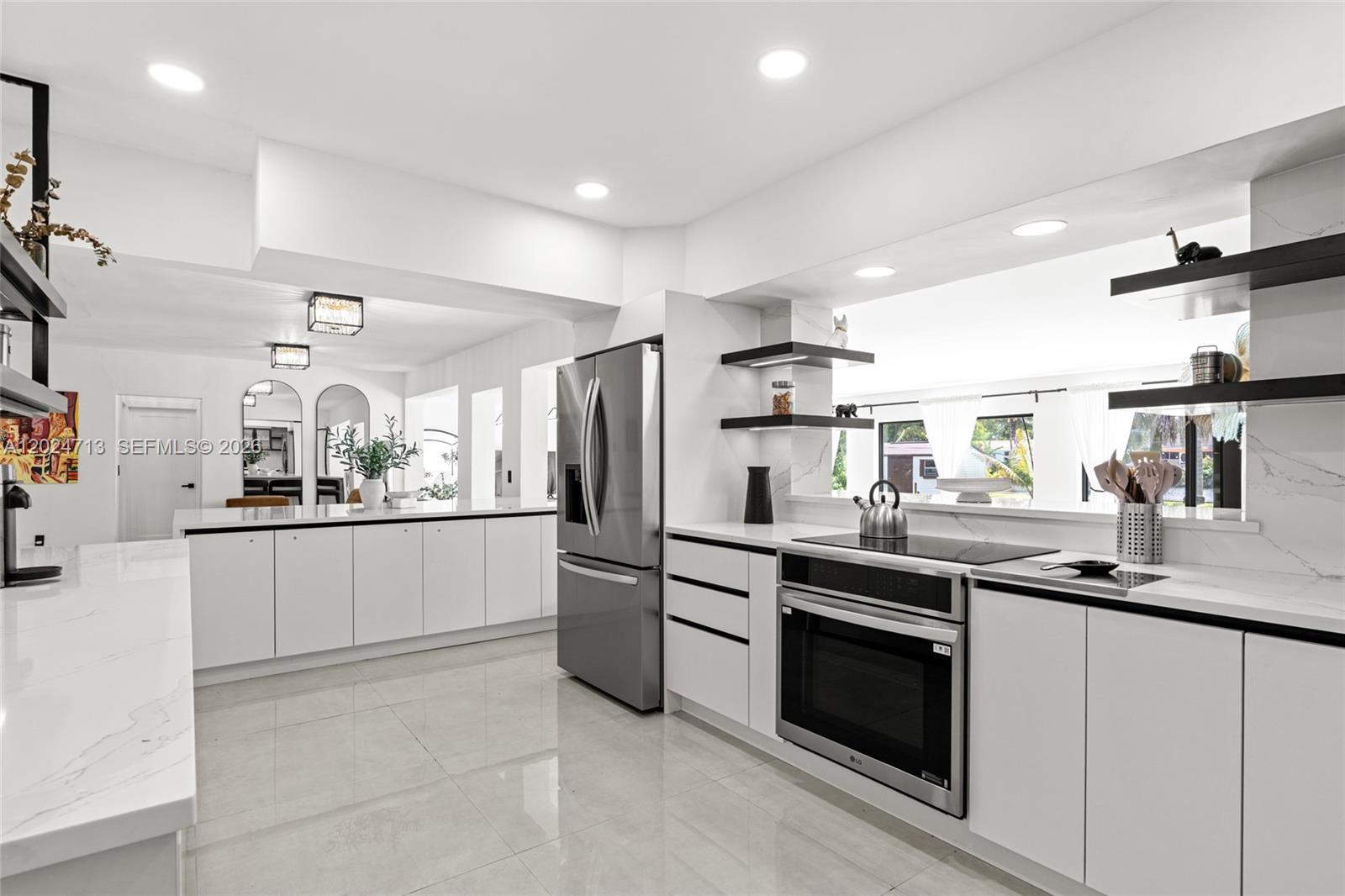 13010 Griffing Boulevard Property Photo 12