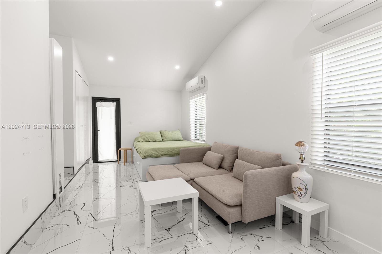 13010 Griffing Boulevard Property Photo 23
