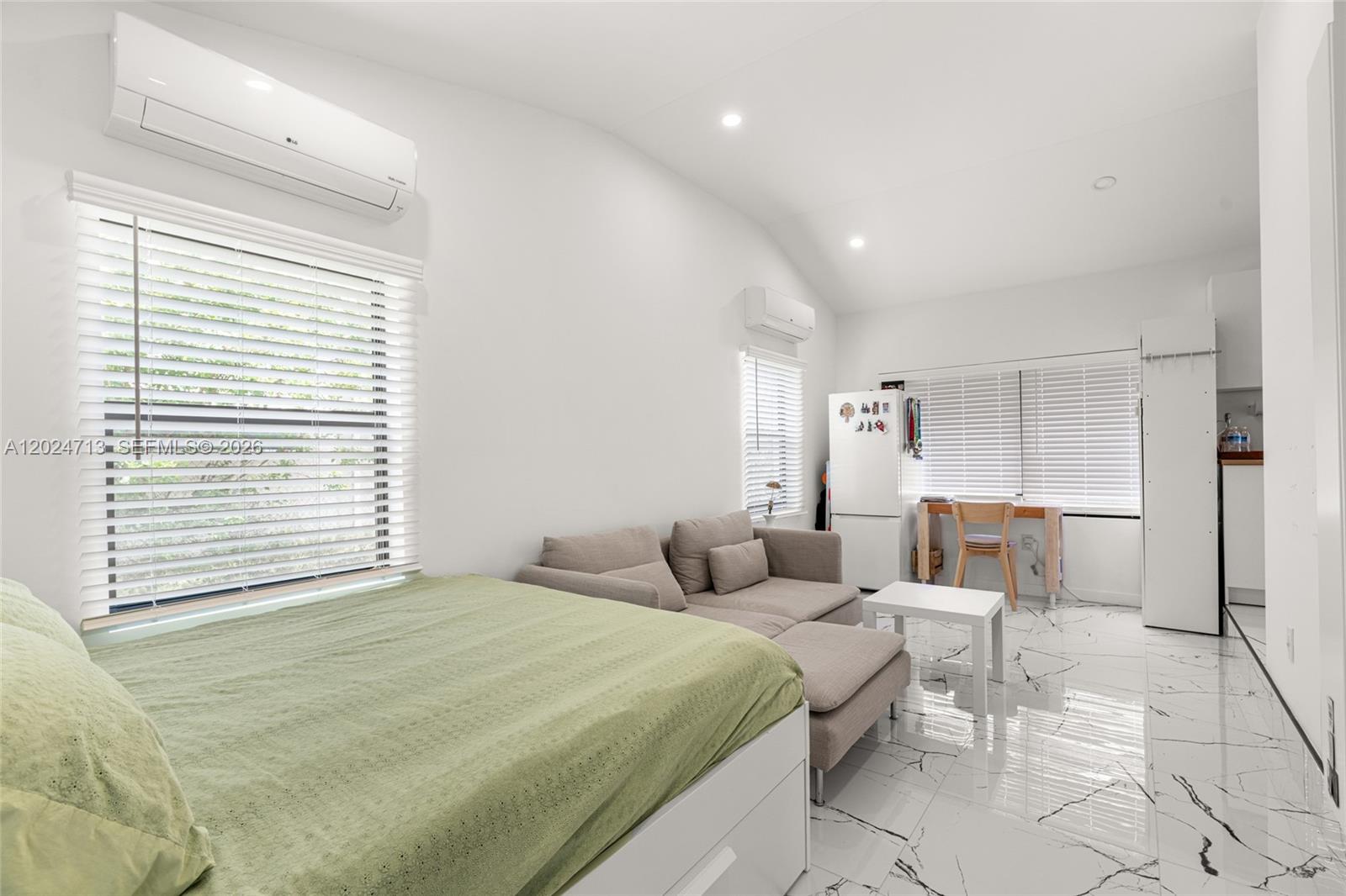 13010 Griffing Boulevard Property Photo 24