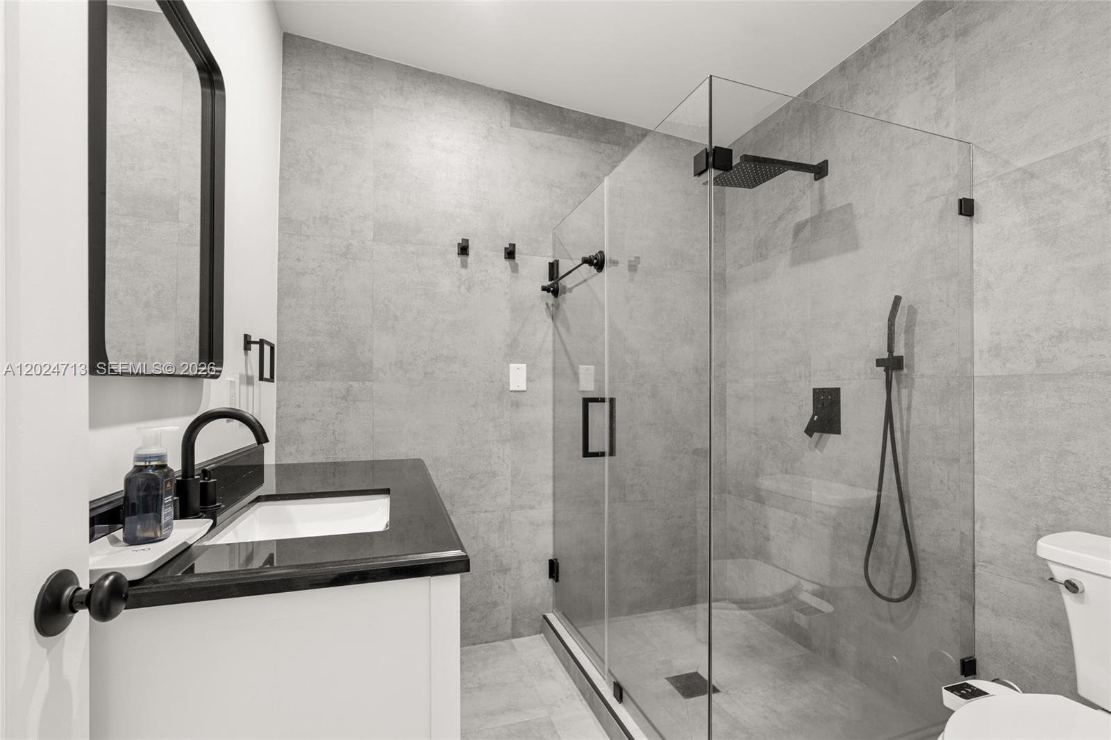 13010 Griffing Boulevard Property Photo 27
