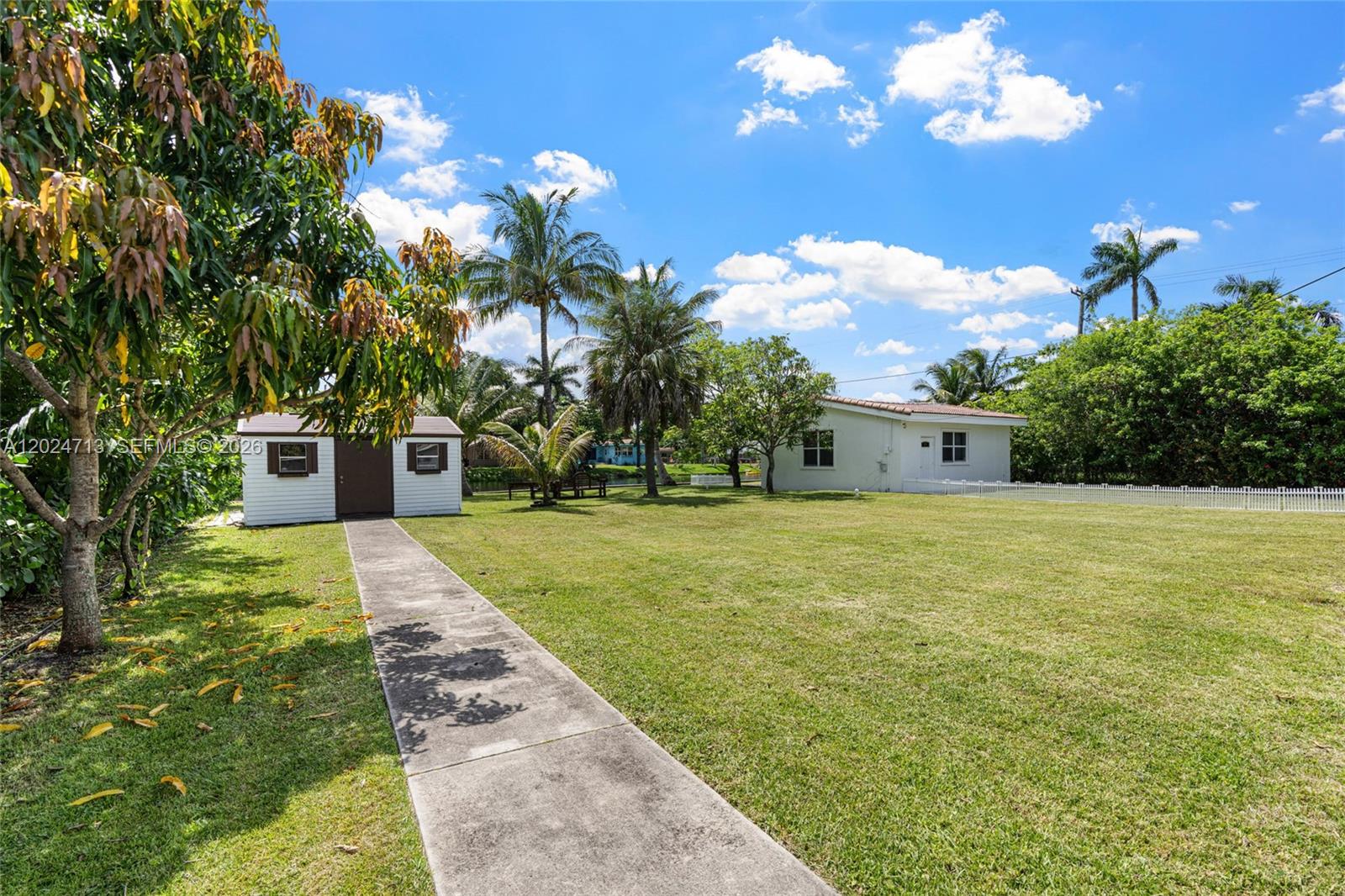 13010 Griffing Boulevard Property Photo 35
