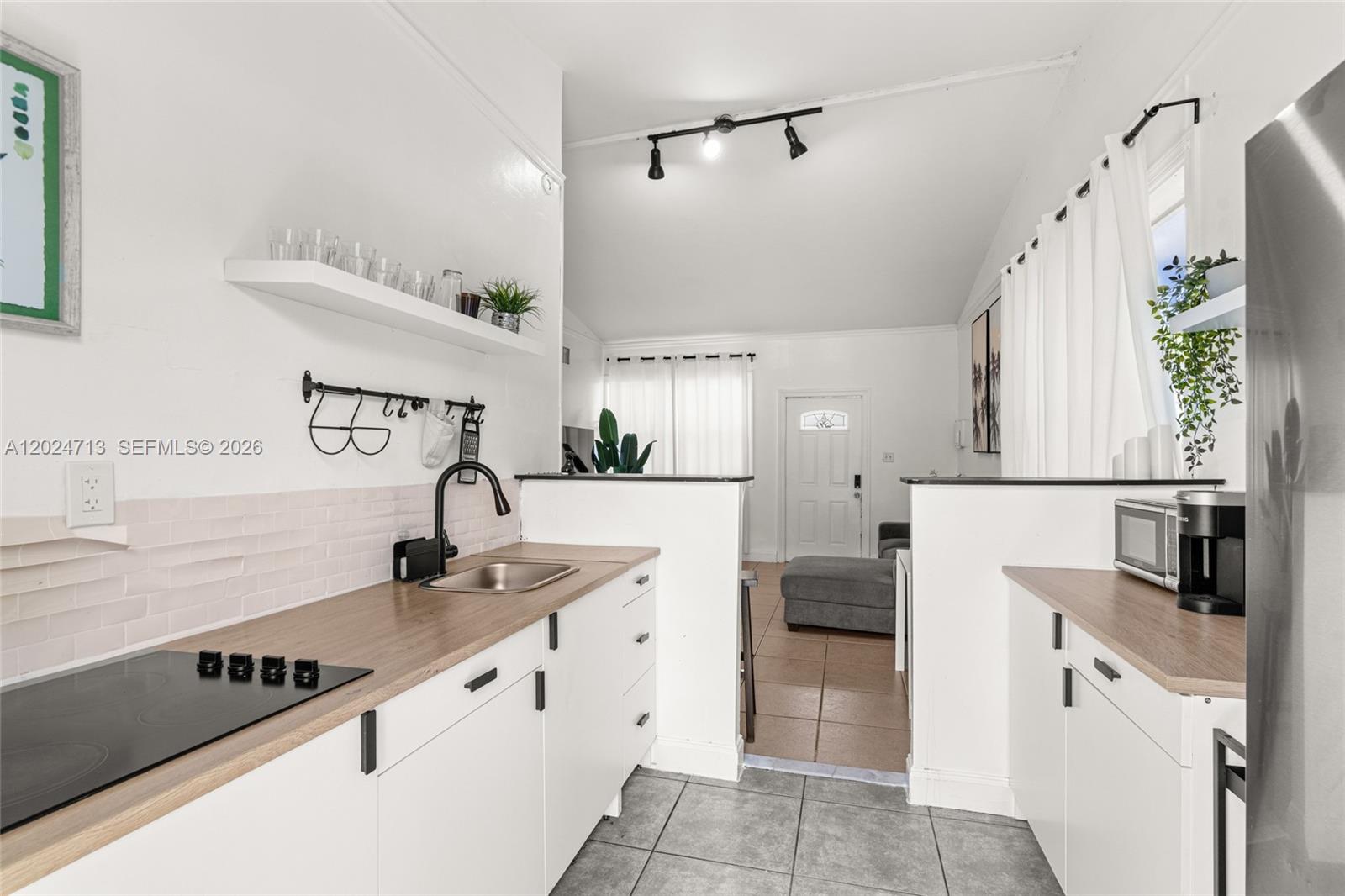 13010 Griffing Boulevard Property Photo 49